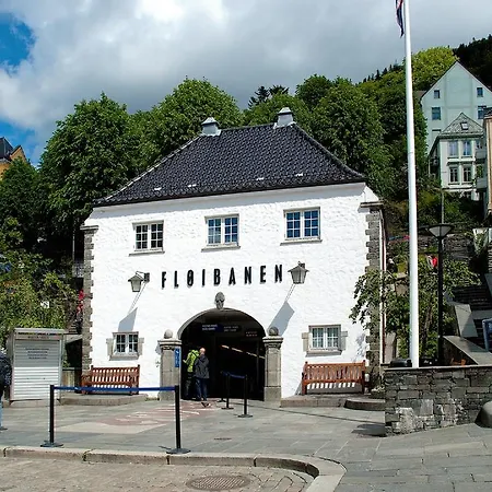 Pepes Lägenhet *